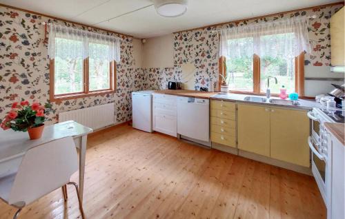 Almhult House | 1 Bedroom Beautiful Home In Älmhult