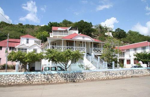 Porus House | 1 Bedroom Blissful Retreat - A C & Private Garden