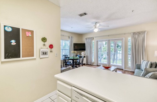 Crystal Beach Condo | 1 Bedroom + Bunk Beds with Ocean Views from Balcony!