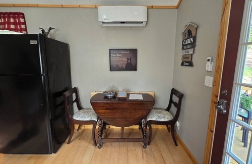 Whitley City Cabin | 1-bedroom cabin 5 miles from Cumberland Falls and Daniel Boone National Forest