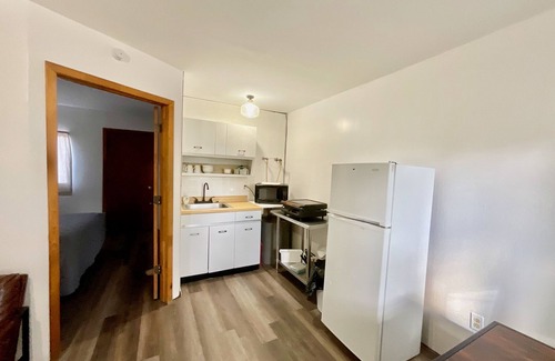 Rutheron Cabin | 1 Bedroom Cabin w/views El Vado!