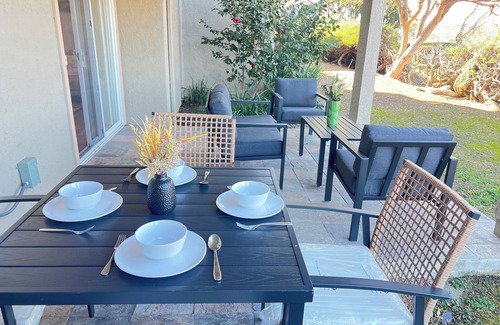 Mission Viejo Apartment | 1 bedroom Condo indoor fireplace + Great Views