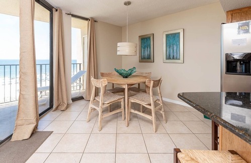 Orange Beach Condo | 1 Bedroom Condo on the BEACH at Phoenix V on the 4th floor