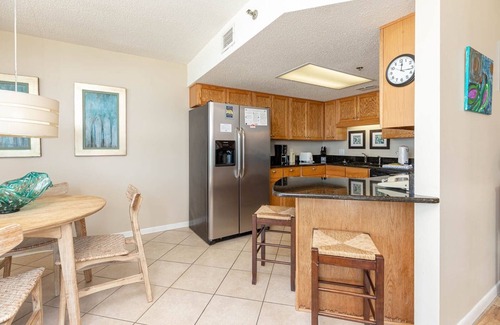 Orange Beach Condo | 1 Bedroom Condo on the BEACH at Phoenix V on the 4th floor