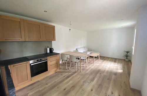 Thonex Cottage | 1 bedroom cottage in thã'nex
