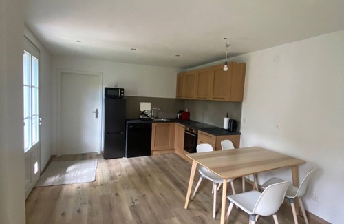 Thonex Cottage | 1 bedroom cottage in thã'nex