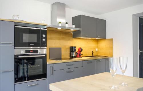 Pirou Apartment | 1 Bedroom Cozy Apartment In Pirou