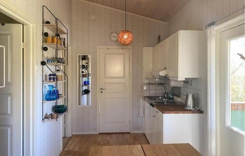 Farjestaden House | 1 Bedroom Cozy Home In Färjestaden