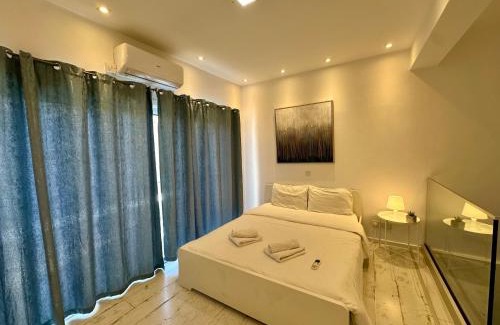 Agios Tychon Apartment | 1-bedroom duplex 100m by the sea