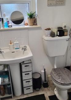 Sydenham Apartment | 1 Bedroom Flat 27 Mins to London Victoria