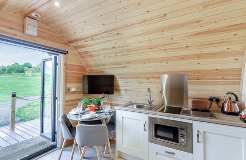 Welshpool Cottage | 1 bedroom accommodation in Llanfair Caereinion