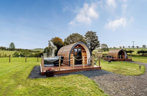 Welshpool Cottage | 1 bedroom accommodation in Llanfair Caereinion