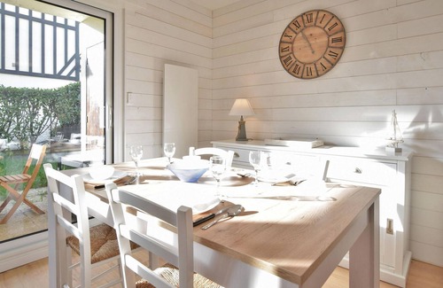 Cabourg Apartment | 1 bedroom gorgeous apartment in Cabourg