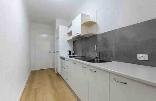 Port Douglas Apartment | 1 Bedroom ground floor apartment at Palm Villas