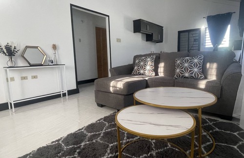 Spring Village House | 1 bedroom house in quiet gated residential community minutes away from Kingston