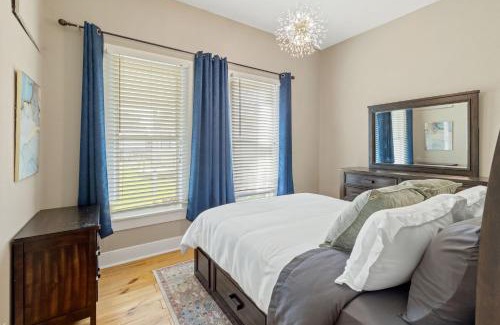 Lake Charles House | 1 Bedroom Home in Downtown Lake Charles La