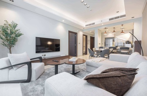 Business Bay Apartment | 1 Bedroom in Nobles Tower with Burj Khalifa Views