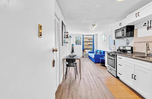 South Pointe House | 1 bedroom in the BEST location in South Beach !