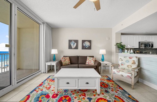 Long Beach Condo | 1 Bedroom in Majestic Beach Resort - Low floor, Spacious and bright and beautifully decorated!