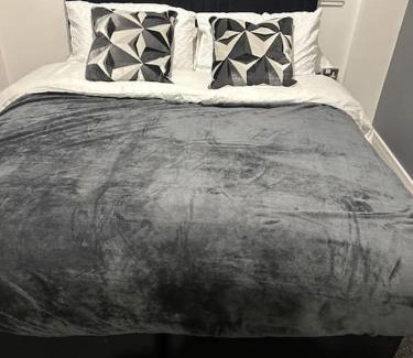 Basingstoke Apartment | 1 bedroom luxury apartment in Basingstoke