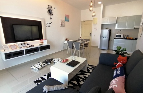 Malacca City Condo | 1 bedroom luxury condominium, 1 to 7 guests, 3 beds, 1 sofa bed, 1 bathroom