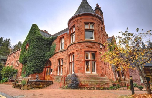 Ballater Apartment | 1 BEDROOM LUXURY SUITE - ROMANTIC HIDEAWAY