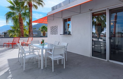 Uptown Design District Apartment | 1-Bedroom Master Suite #219