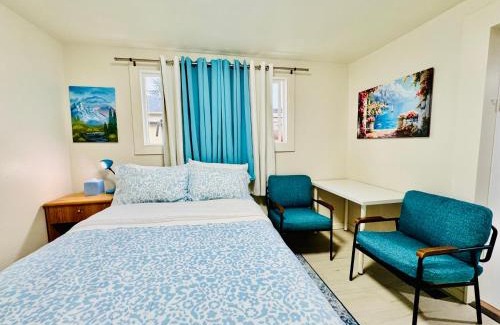 Rainier Valley Apartment | 1 Bedroom Mini Apartment 10 Minutes to SeaTac Airport 1 Minute Walk to Bus Station