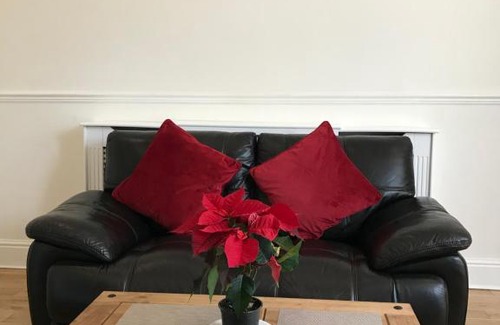 Uplands Apartment | 1 Bedroom Modern Apartment, Uplands, Swansea