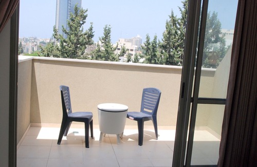 Tel Aviv Apartment | 1 Bedroom (Near Sarona) Apartment - 12 - 25 Sderot Yehudit Street.