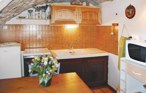 Labeaume Apartment | 1 Bedroom Nice Apartment In La Beaume