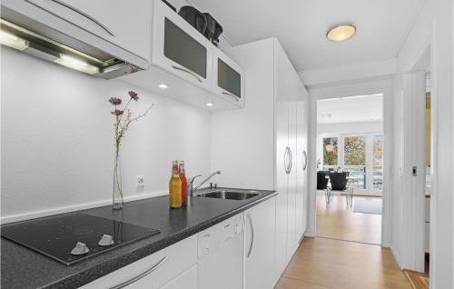Sandkaas Apartment | 1 Bedroom Nice Apartment In Allinge