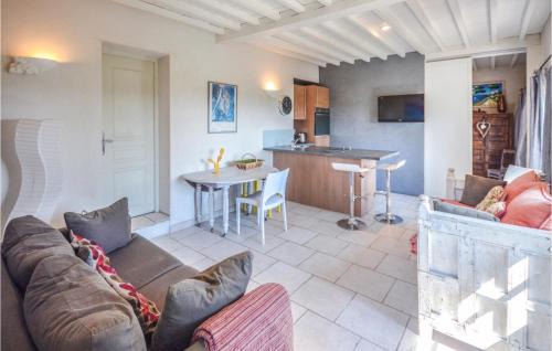 La Gaude House | 1 Bedroom Nice Home In La Gaude