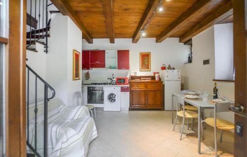 Ortignano Raggiolo House | 1 Bedroom Pet Friendly Home In Ortignano Raggiolo