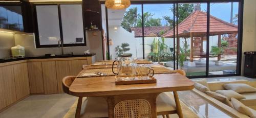 Mendoyo Villa | 1 Bedroom Private Villa with Kitchen
