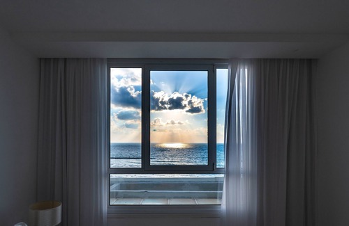 Tel Aviv Promenade Apartment | 1 bedroom sea view appartement located in the tel aviv promenade-sea view