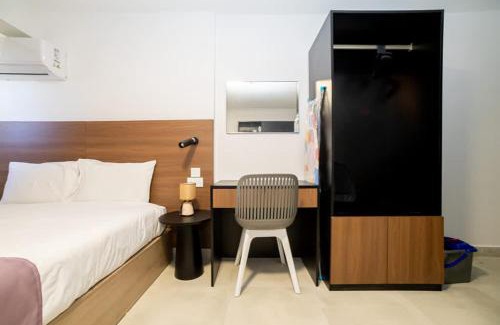 Qawra Apartment | 1-Bedroom Studio with Stunning Sea & Country View