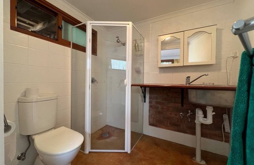 Weston Apartment | 1 bedroom studio with private bathroom and parking