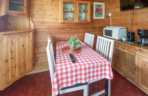 Byxelkrok House | 1 bedroom stunning home in Byxelkrok