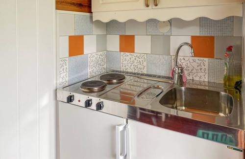 Byxelkrok House | 1 bedroom stunning home in Byxelkrok
