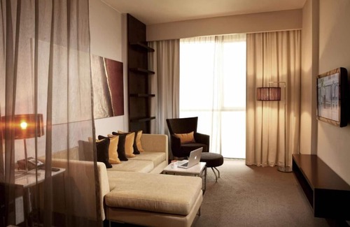 Sharjah Apartment | 1 Bedroom Suite near Sharjah International Airport