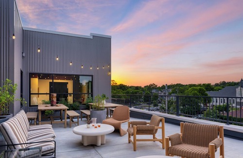 12 South Condo | 1 Bedroom Suite | Rooftop, Courtyard | The Gilmore