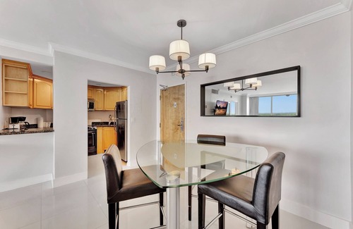 East Fort Lauderdale Apartment | 1 Bedroom Suite on the Beach