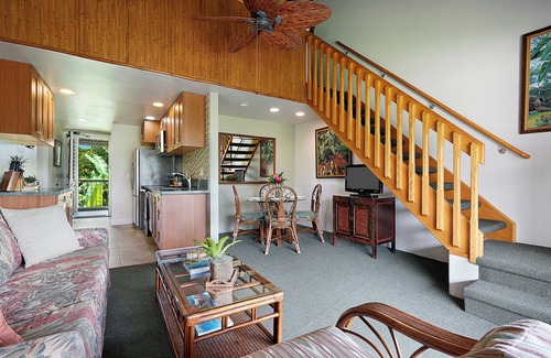 Princeville Condo | 1 Bedroom Tropical Bliss w/AC On The Top Floor!