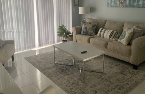 Bel Air Condo | 1 Bedroom Condo 232663 by Houzlet