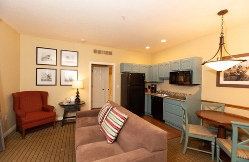 Boyne Falls Villa | 1 Bedroom Villa at Mountain Run at Boyne Mountain