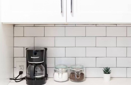 Encanto Apartment | 1 Bedroom +WiFi | Near State Fair, Museums & Parks