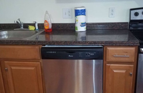 Niskayuna Apartment | 1 bedroom with free parking