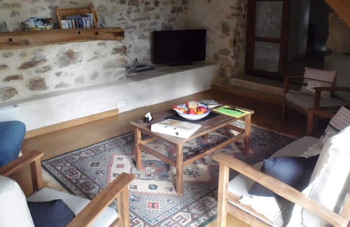 Vabre-Tizac Condo | 1 bedroom with private bathroom on the ground floor of a French farmhouse.