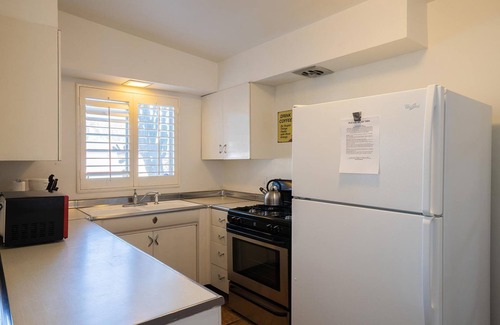 Warm Sands Apartment | 1-Bedroom with Private Tiki Patio